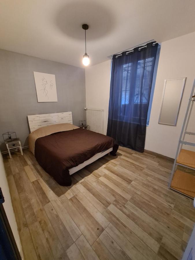 Chez Les Poilus Apartment Verdun-sur-Meuse ภายนอก รูปภาพ
